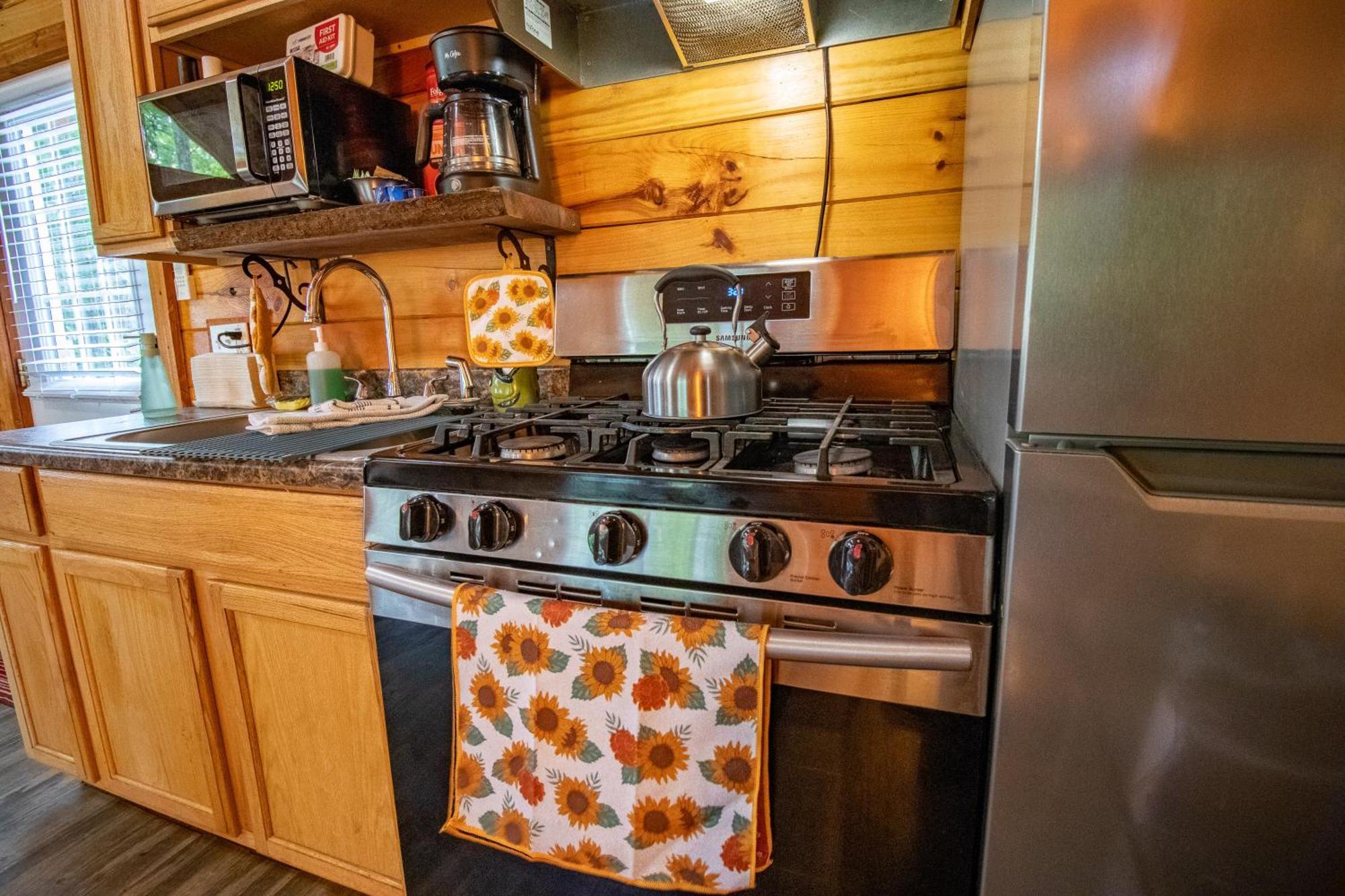 Kozy Haven Log Cabin Rentals Columbia Exteriér fotografie