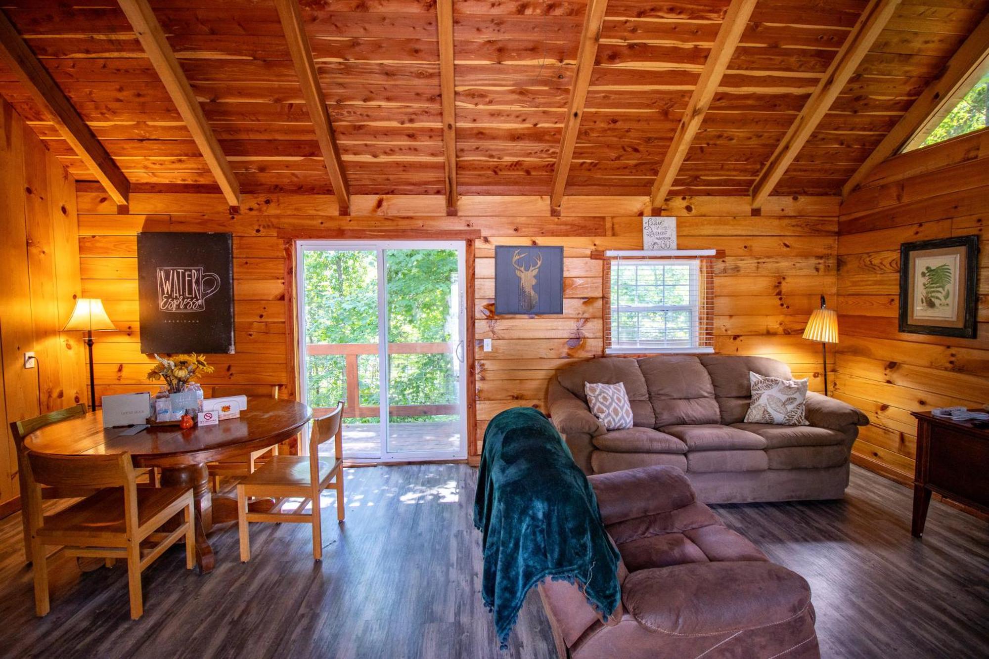 Kozy Haven Log Cabin Rentals Columbia Exteriér fotografie